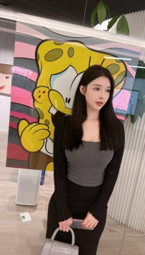 #大阪 新妹初次兼職 情報：165cm.48kg.Ecup.28歲